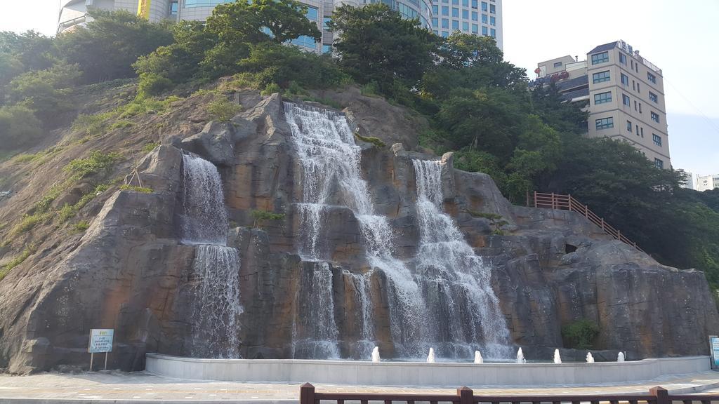 Hotel Queen Busan Esterno foto
